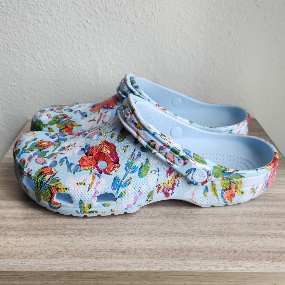 Crocs Vera Bradley Floral Clog Sandals - Picture 2 of 6